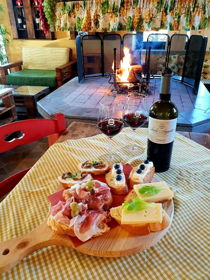 Agriturismo Isola Augusta Palazzolo dello Stella ภายนอก รูปภาพ