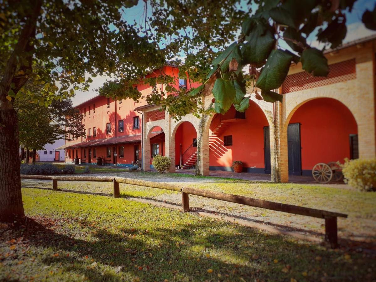 Agriturismo Isola Augusta Palazzolo dello Stella ภายนอก รูปภาพ