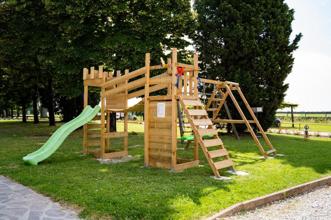 Agriturismo Isola Augusta Palazzolo dello Stella ภายนอก รูปภาพ