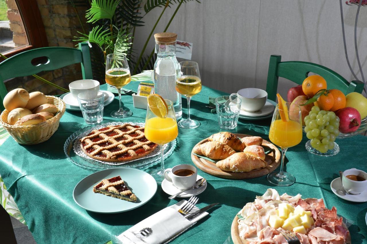 Agriturismo Isola Augusta Palazzolo dello Stella ภายนอก รูปภาพ