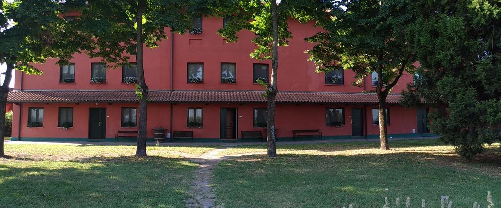 Agriturismo Isola Augusta Palazzolo dello Stella ภายนอก รูปภาพ