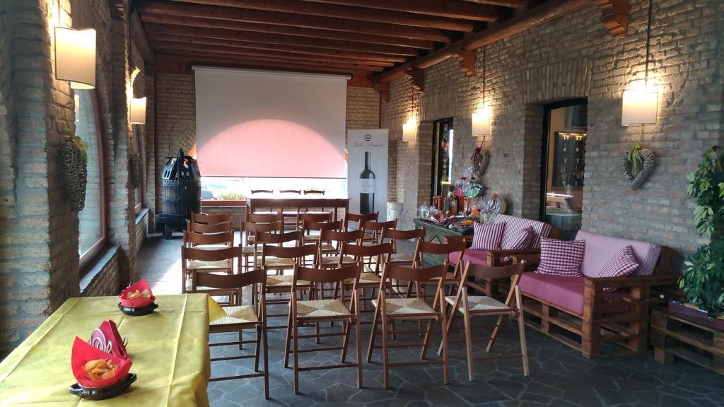 Agriturismo Isola Augusta Palazzolo dello Stella ภายนอก รูปภาพ